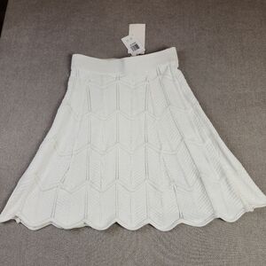 NWT Lucy Paris Pointelle Knit Pullon White Skirt Size Medium Stretch